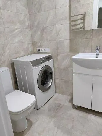 شقة 1-к кв ж/м радужный أوديسا